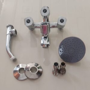 WALL SHOWER BRASS